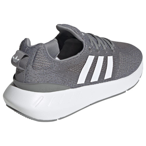 Adidas Swift Run 22